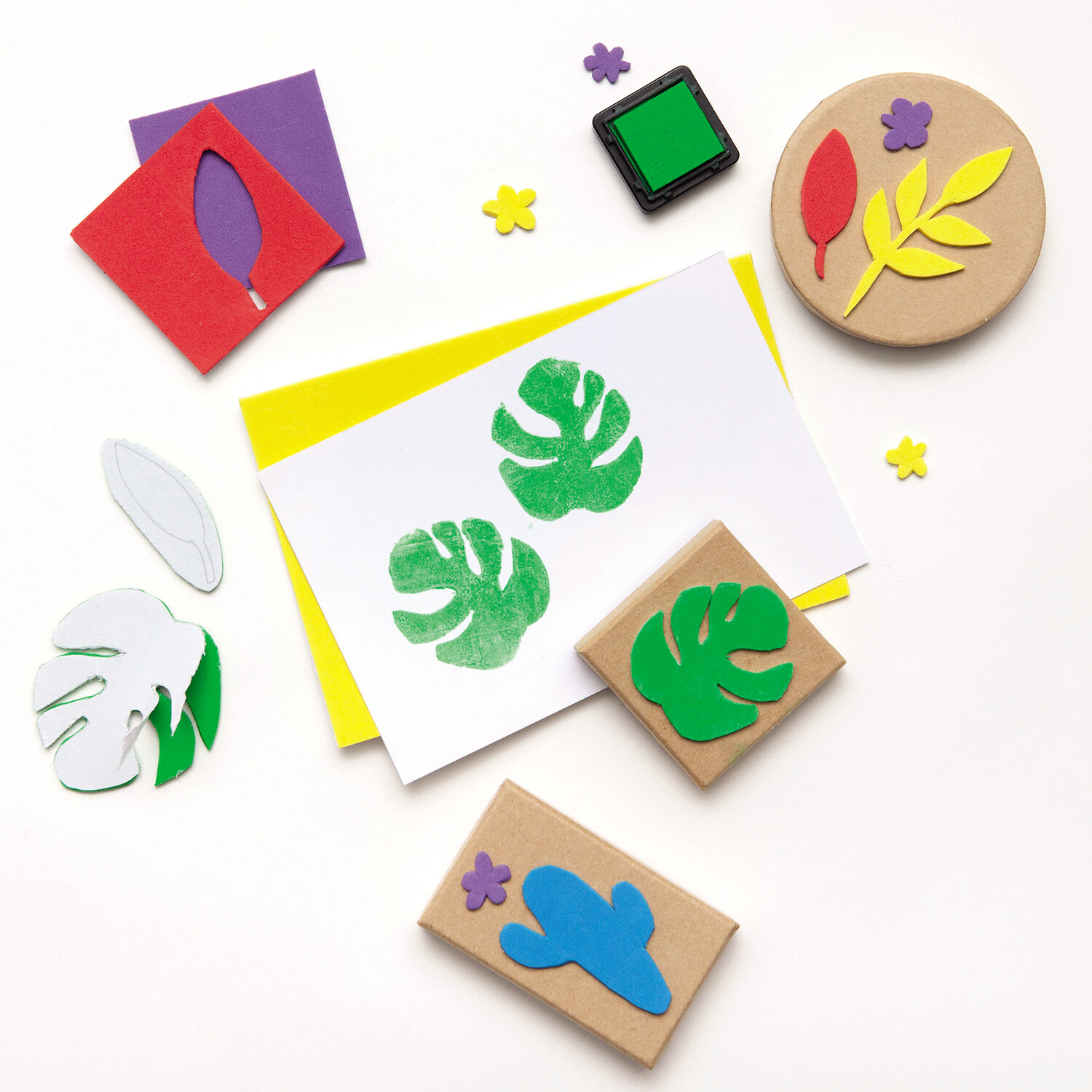 Moosgummi /Schaumstoffplatten Set Selbstklebend f�r vielf�ltige Bastelarbeiten, 20 x 29 cm, 7 Farben Bild 3