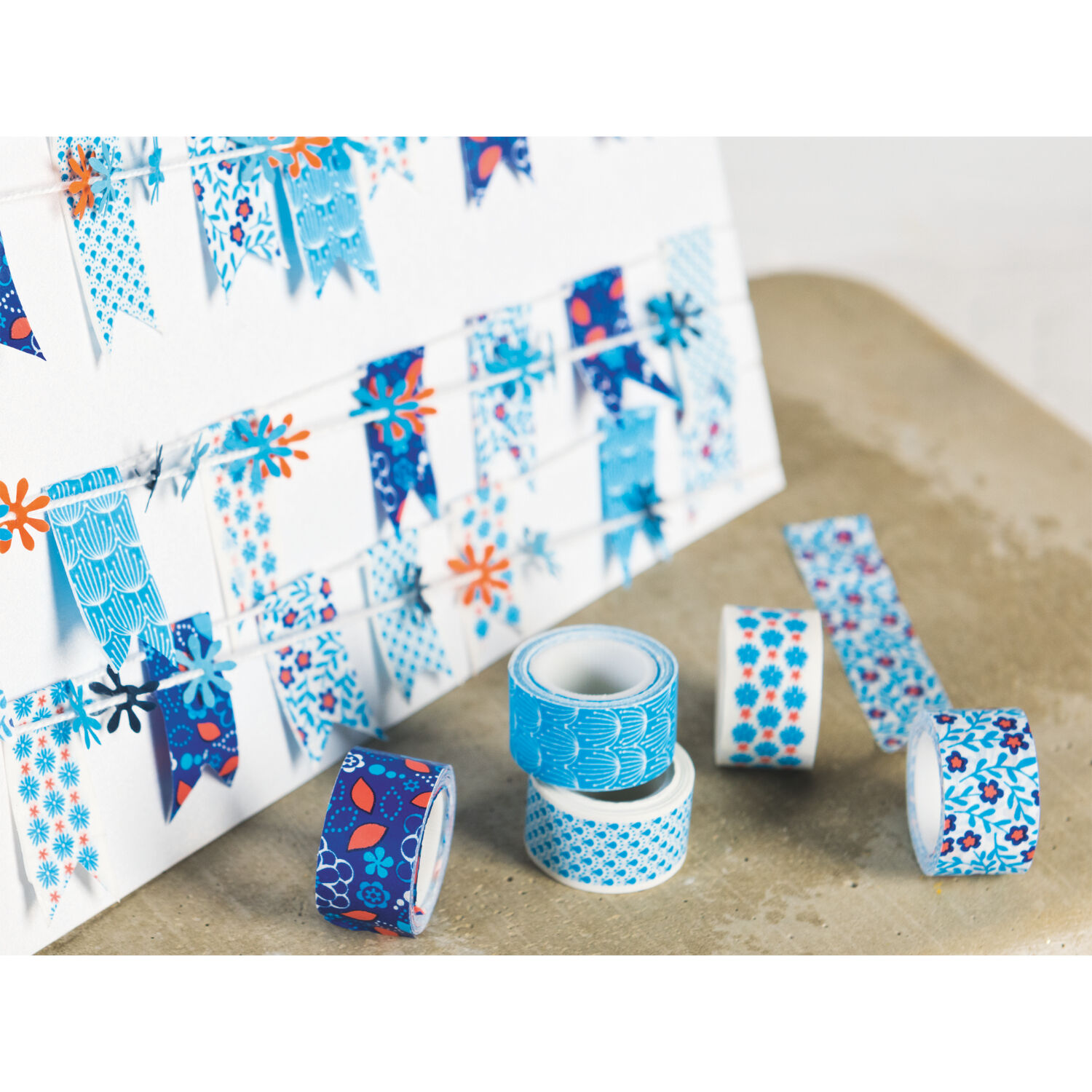 NEU Deko Tape / Klebeband, 5 Rollen + Abroller, Mini Blumen Blau Bild 3