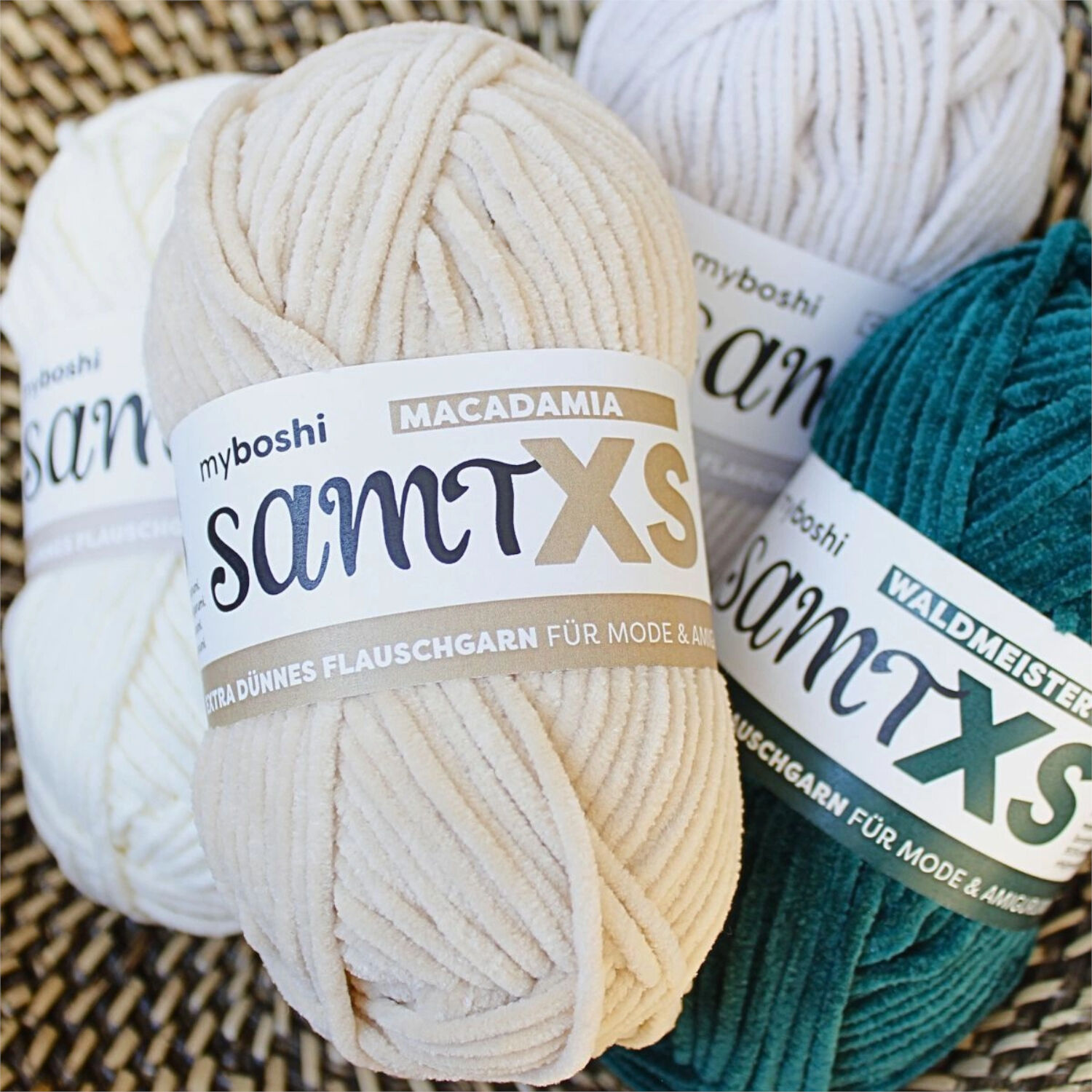 NEU myboshi Samt XS, d�nnes Strick- und H�kelgarn, Chenille-Wolle, 50g, Waldmeister Bild 5