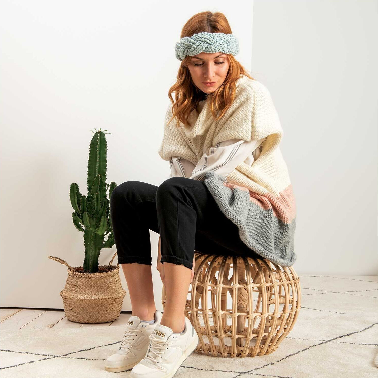 Essentials Mega Wool Chunky Strickgarn, 55% Schurwolle und 45% Polyacryl, 100 g, Creme Bild 3