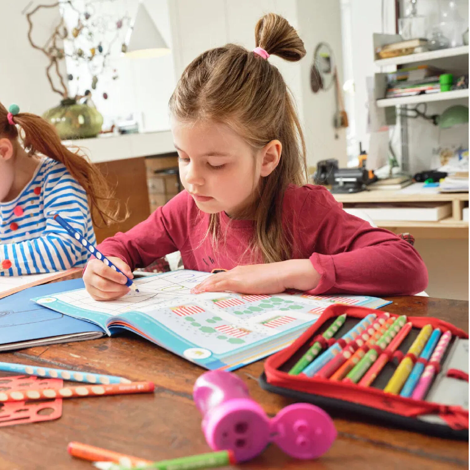 STABILO EASYcolors, Ergonomischer Buntstift fr Rechtshnder, 24er Etui Bild 3