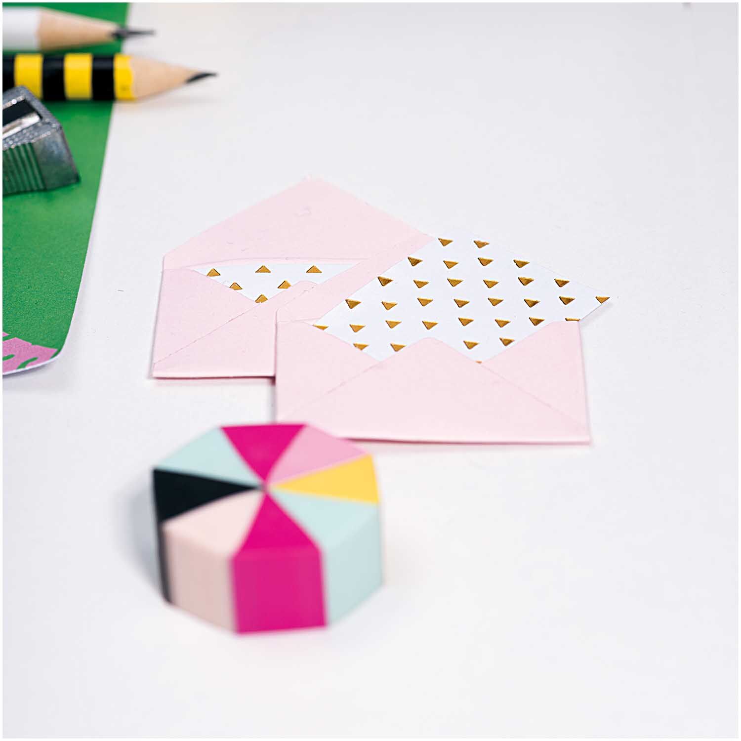 NEU Mini Briefumschläge & Karten, 3 x 4,5 cm, 10 Stück, Pink - Hot Foil Gold Bild 3
